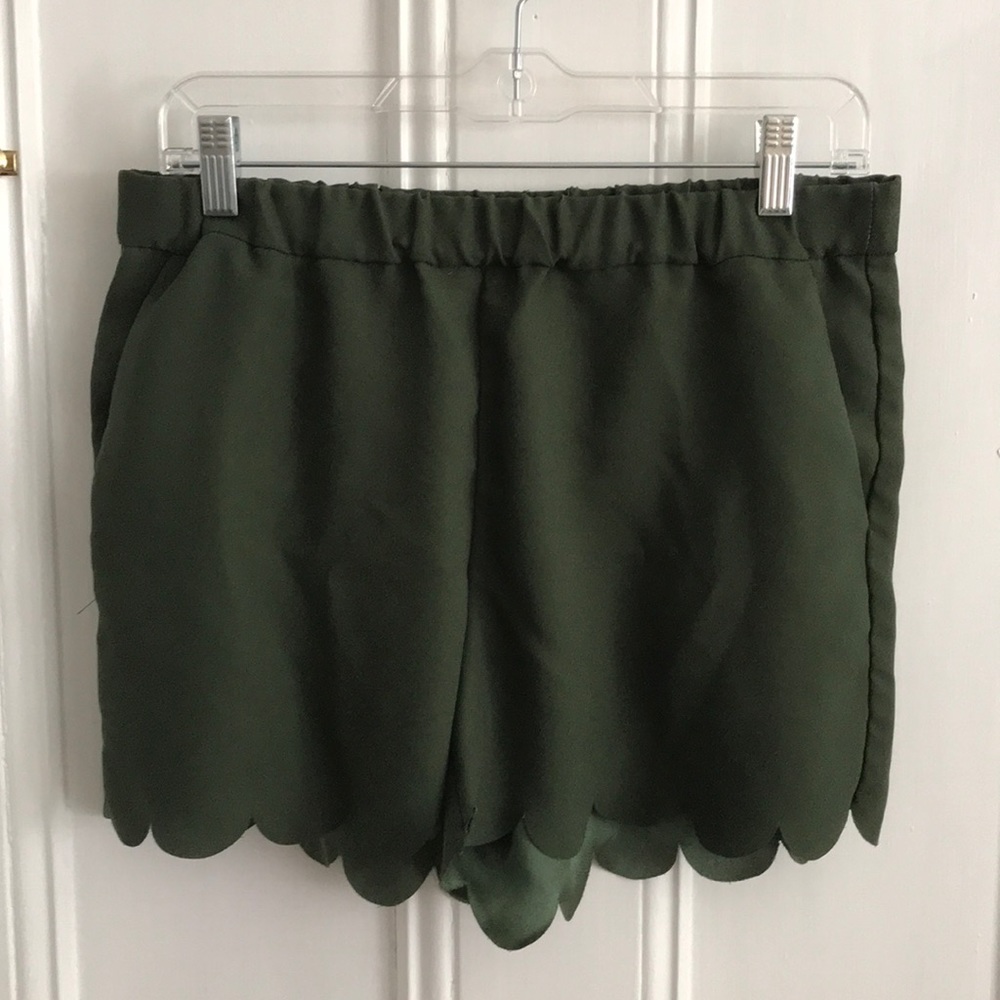 Madewell Scallop Hem Pull-On Shorts